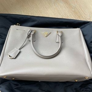 Prada Galleria Tote - Grey saffiano leather - large
